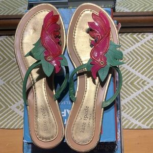 Kate Spade Ivy Parrot Gold Sandals Size 7.5M
